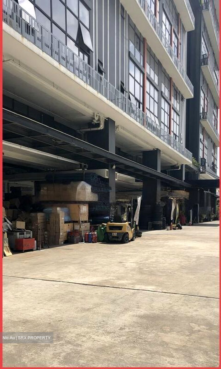 Ace@Buroh (D22), Warehouse #580615031
